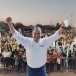 Luis Nava refrenda su compromiso con locatarios de El Tepe